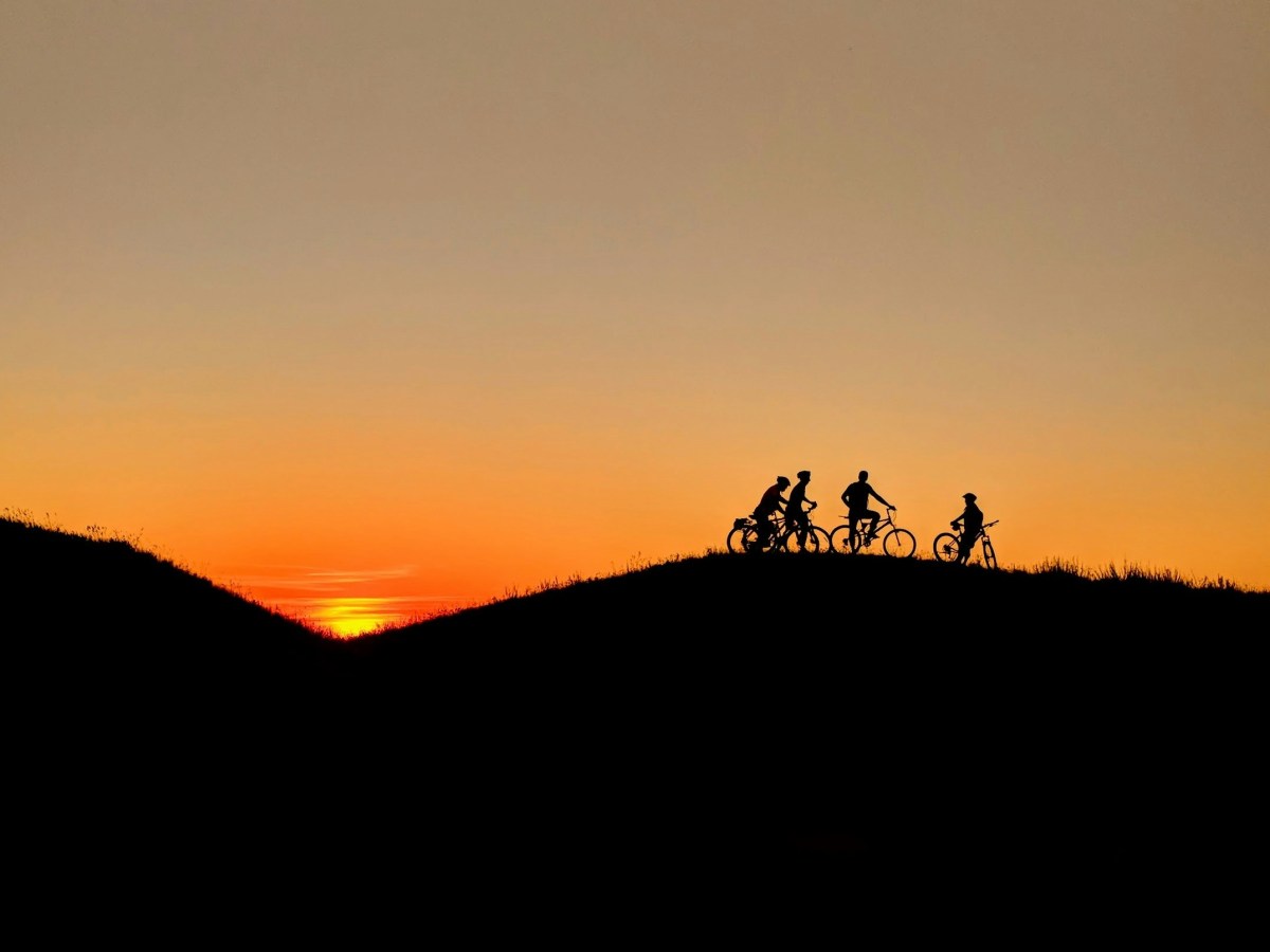 How to Give Advice (Without Being Annoying): The GROW&nbsp;Model